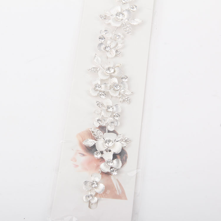 P-Flower Hairband Chain with Diamonds